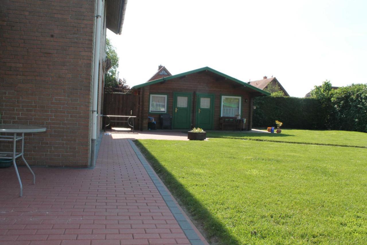 Ferienwohnungen Haus Sommerwind, 45075 Jemgum Exterior foto